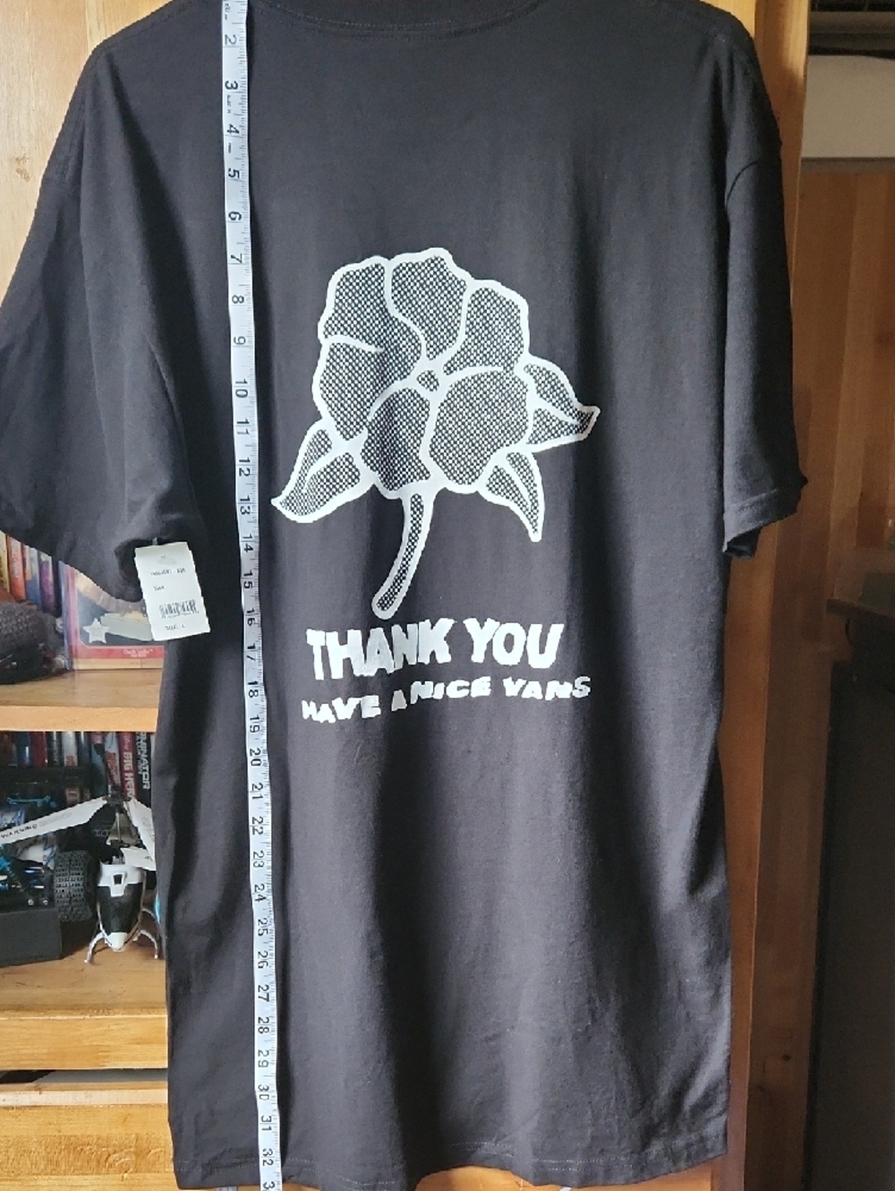 Vans Black Short Sleeve Tee with Small White Chest Graphic. Sz L - Picture 5 of 7
